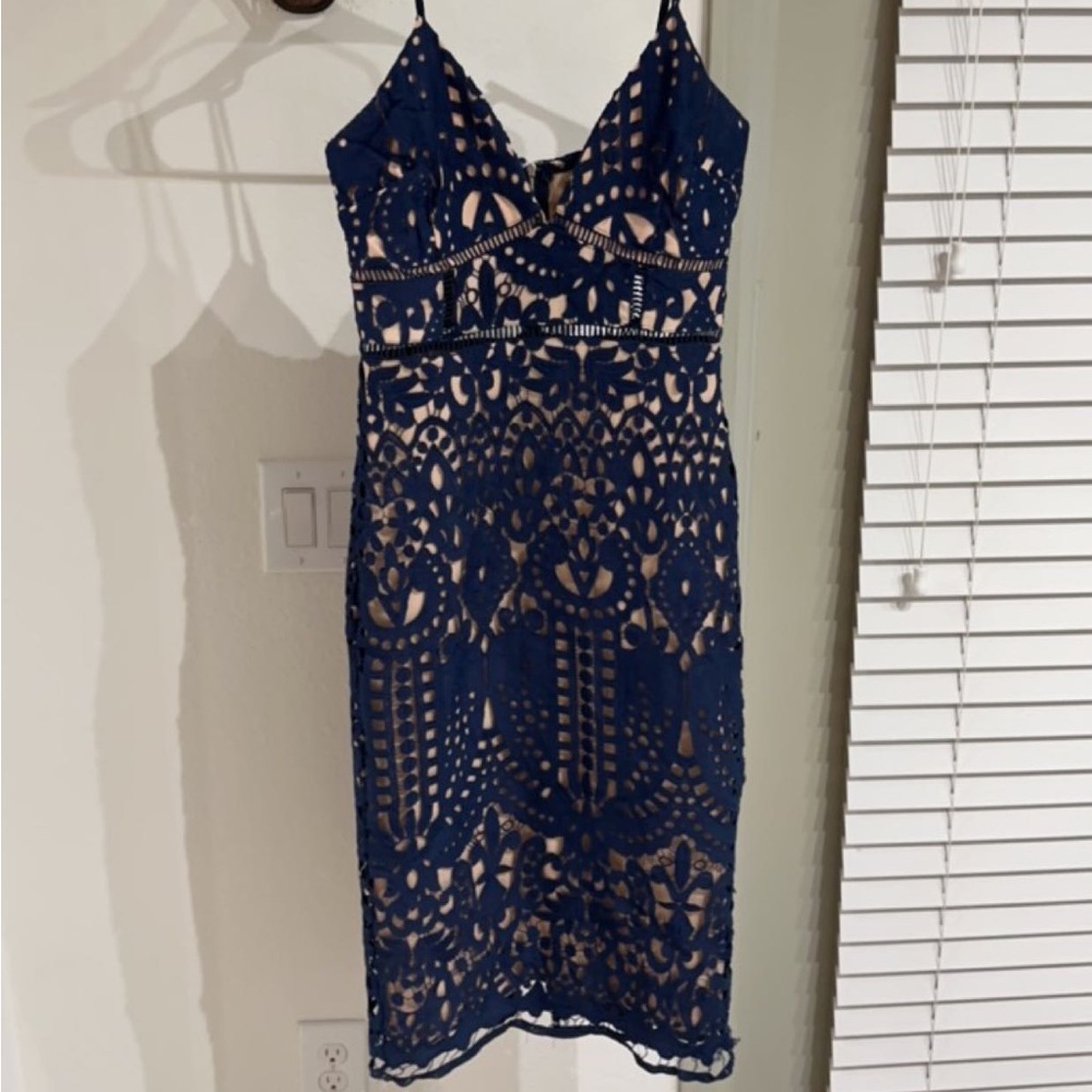 NWOT Gianni Bini Lace Dress